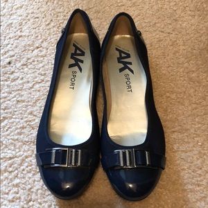Anne Klein navy blue flats